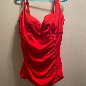 Torrid size 2 red tankini top